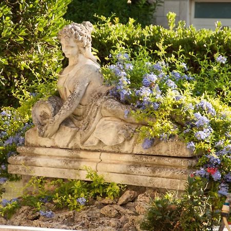 La Gran Dama Bed & Breakfast Roseto Degli Abruzzi Ngoại thất bức ảnh